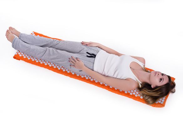 Килимок масаж акупунктурних "Релакс" великий 165 * 40 см помаранчевий опис, фото, купити