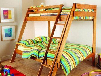 Двухъярусная кровать из дерева описание, фото, купить